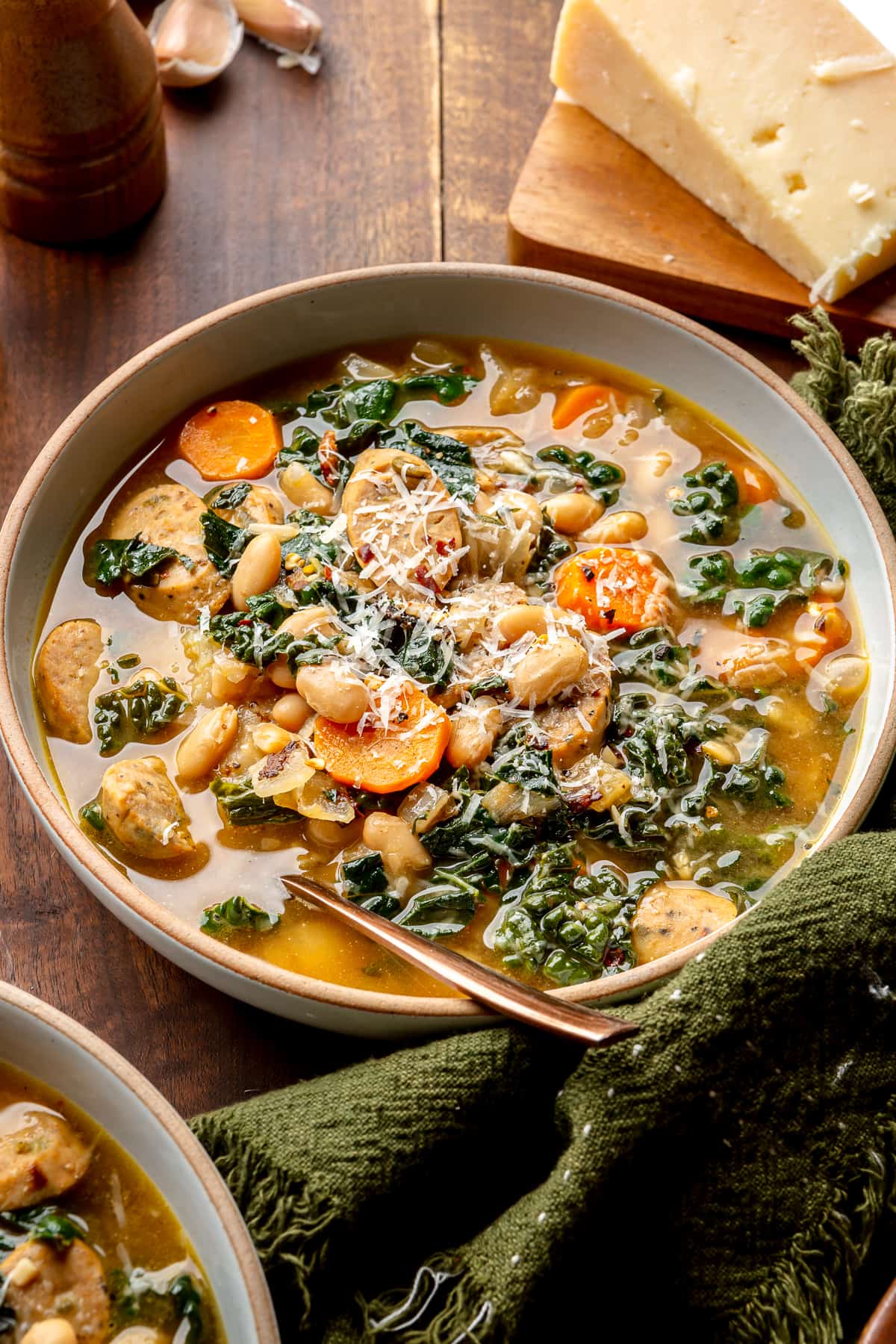 Immune-Boosting Sausage Kale Bean Soup: Protein-Packed & Filling